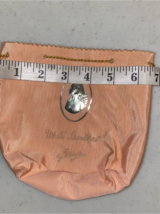 Vintage White Shoulders by Evyan Drawstring Cosmetic Pouch - Picture 6 of 6